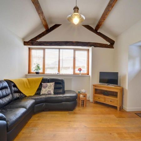 Smithy Cottage Berriew Extérieur photo